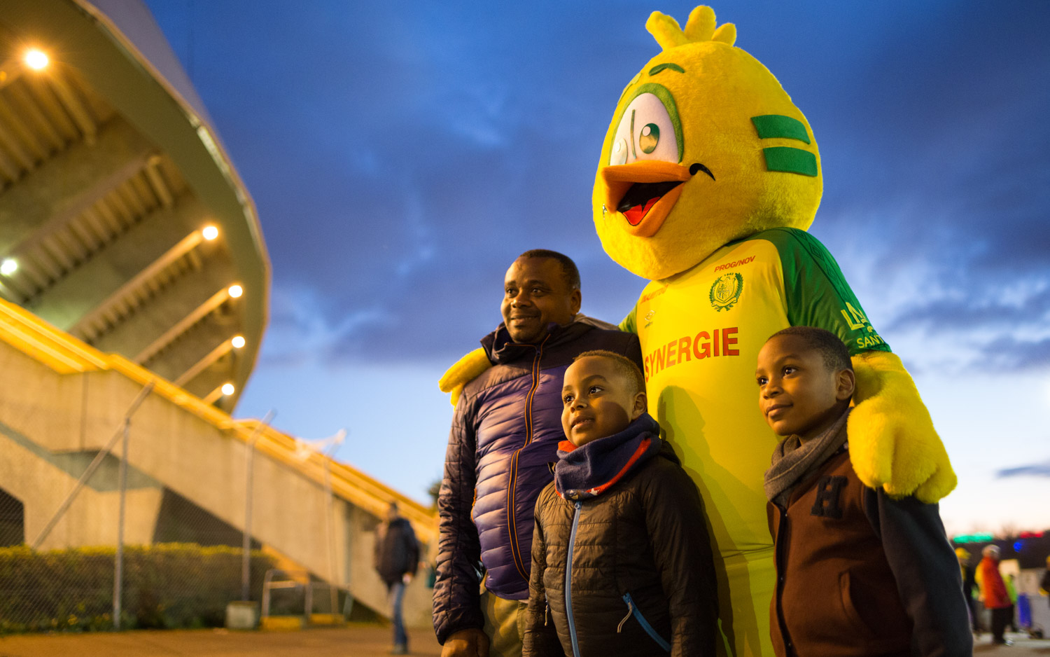 Public at Nantes - Monaco League 1 football match at Beaujoire stadium. It was the first time that the Riri, the new Canaries mascot was presented officially. Nantes team won 1-0.
Nantes, France - 29/11/2017.

Le public du match de Ligue 1 Nantes - Monaco au stade de la Beaujoire. C'était la première fois que Riri, la nouvelle mascotte des Canaris, était présentée officiellement. Nantes a remporté 1-0. 
Nantes, France - 29/11/2017

©Jean-Félix Fayolle pour le Football Club de Nantes / Iris Pictures