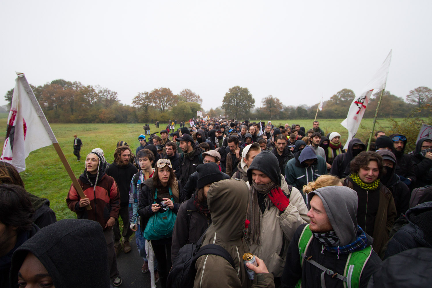 Demonstration in Notre-Dame-des-landes to protest against the construction of an airport in a rural area near Nantes.
Notre-Dame-des-Landes, France - 17/11/2012.

Manifestation à Notre-Dame-des-Landes pour protester contre le projet d'aéroport dans ce milieu rural au nord de Nantes.
Notre-Dame-des-Landes, France - 17/11/2012.