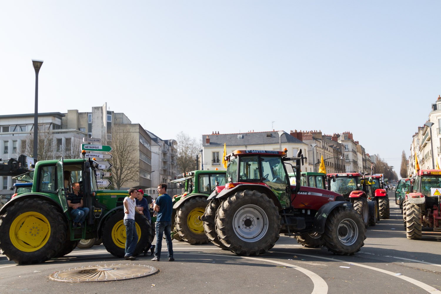 Demonstration against the airport construction project of Notre-Dame-des-Landes in the town center of Nantes with the participation of many farmers.
Nantes, France - 24/03/2012.

Manifestation contre le projet de construction de l'aéroport de Notre-Dame-des-Landes dans le centre-ville de Nantes avec la présence de nombreux agriculteurs.
Nantes, France - 24/03/2012.